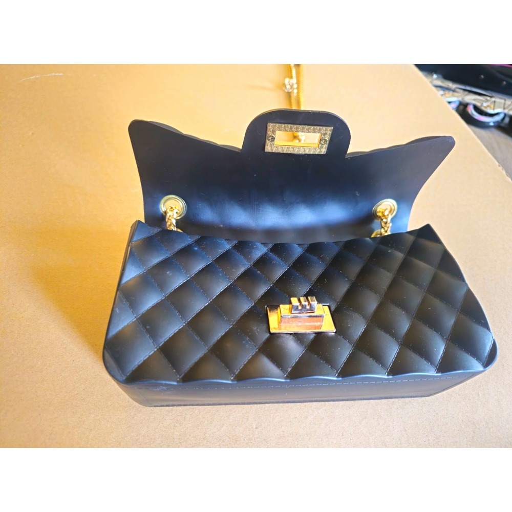 Women's Small Black Quilted Crossbody Or Shoulder Bag Gold Chain Strap Turn Lock - Picture 1 of 12